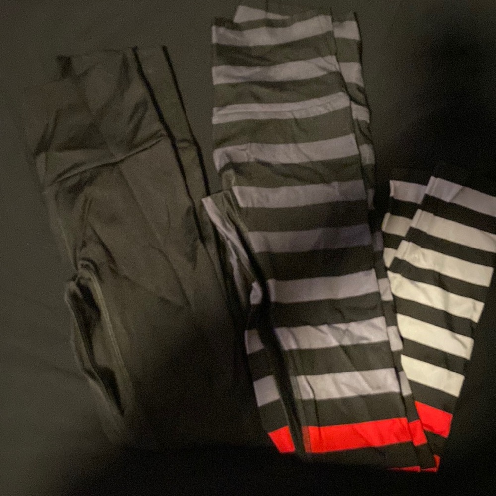 2 pairs of K-deer seamless leggings